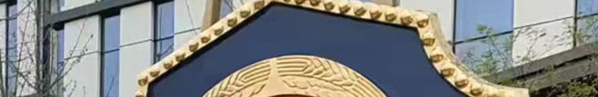 警察局的徽章和警徽有什么不同