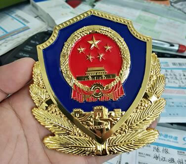 湖北贴金警徽